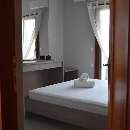 Brezza Marina House *
